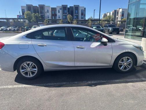 2016 Chevrolet Cruze LT Auto