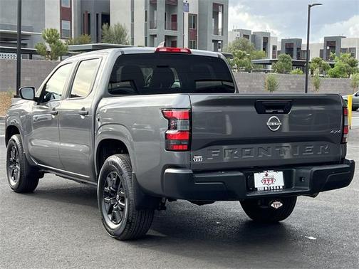 2024 Nissan Frontier S