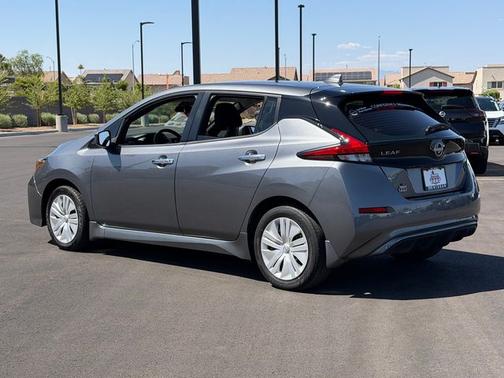 Gun Metallic 2024 Nissan Leaf S