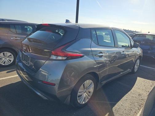 Gun Metallic 2024 Nissan Leaf S