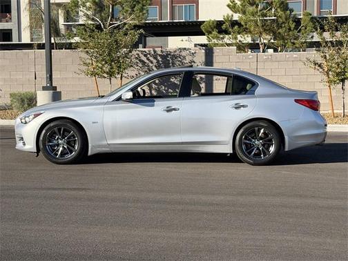 2017 INFINITI Q50 3.0t Signature Edition