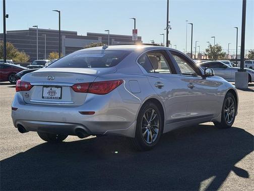 2017 INFINITI Q50 3.0t Signature Edition
