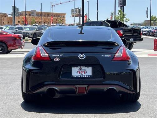 2020 Nissan 370Z NISMO