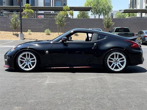 2020 Nissan 370Z NISMO