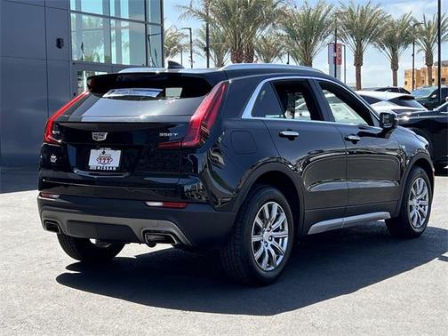 2021 Cadillac XT4 Premium Luxury
