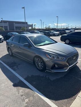 2019 Hyundai SONATA SE
