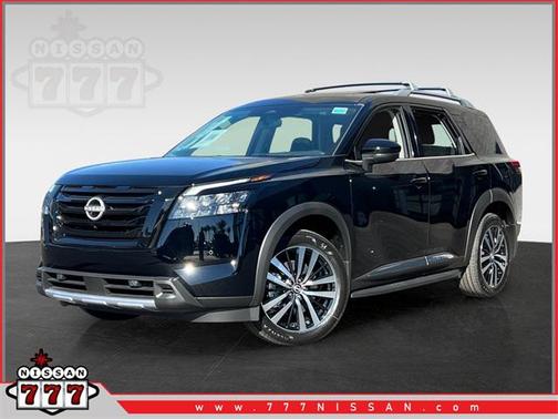 2025 Nissan Pathfinder Platinum 4WD