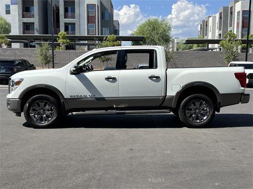 2019 Nissan Titan Platinum Reserve