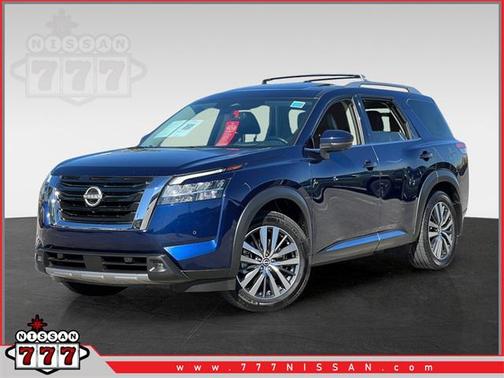 2022 Nissan Pathfinder Platinum 2WD