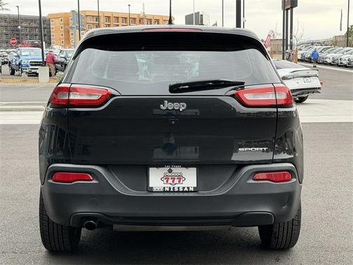 2014 Jeep Cherokee Sport
