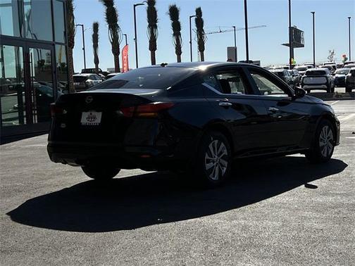 2025 Nissan Altima S FWD