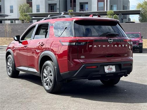 2025 Nissan Pathfinder SV 4WD