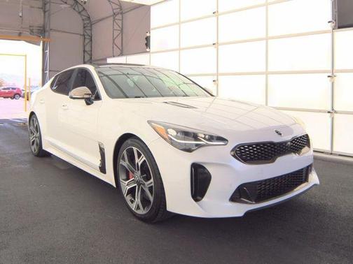 2019 Kia Stinger GT2
