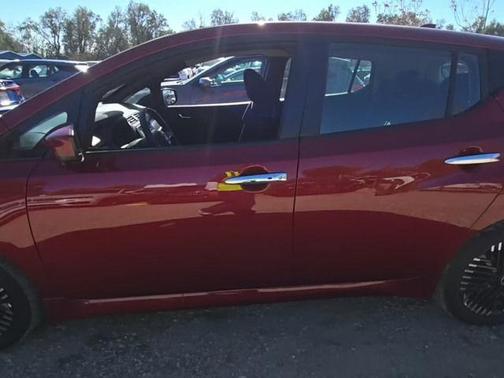 2025 Nissan Leaf SV PLUS