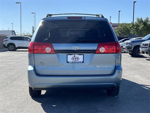 2009 Toyota Sienna CE