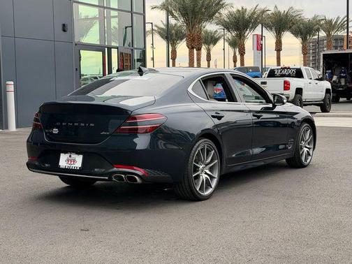 2023 Genesis G70 2.0T AWD