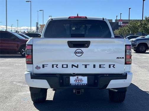 2026 Nissan Frontier SV