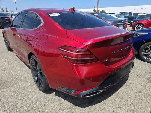 2022 Genesis G70 3.3T RWD
