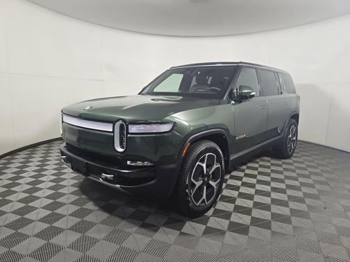 2023 Rivian R1S Adventure