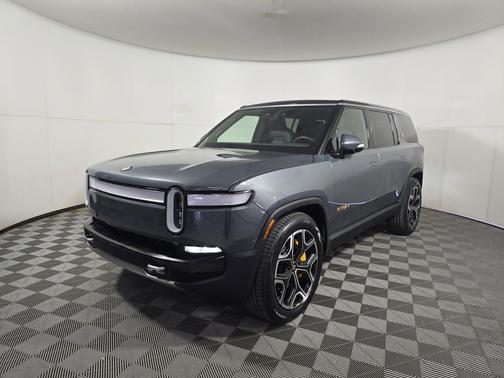 2022 Rivian R1S Launch Edition