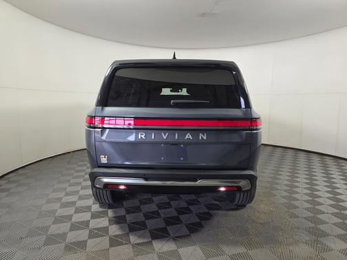 2022 Rivian R1S Launch Edition