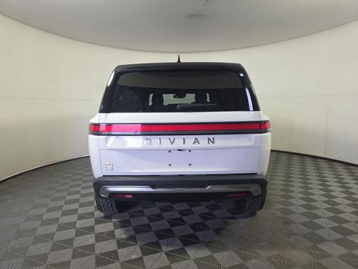2022 Rivian R1S Launch Edition