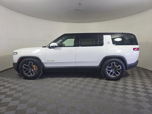 2022 Rivian R1S Launch Edition