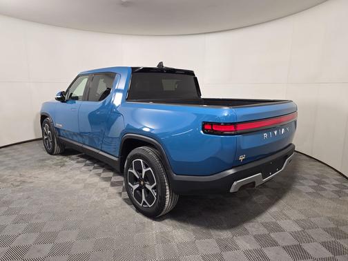 2022 Rivian R1T Adventure