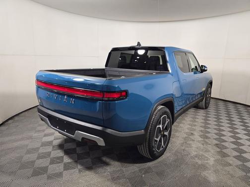 2022 Rivian R1T Adventure
