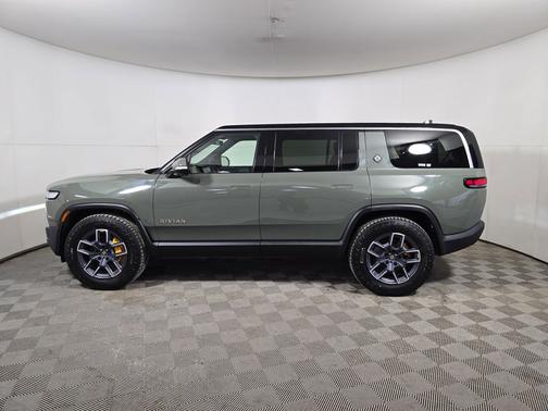 2022 Rivian R1S Launch Edition