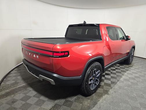 2023 Rivian R1T Adventure Quad Motor Large Pack