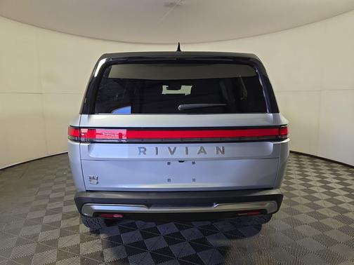 2025 Rivian R1S Adventure trim