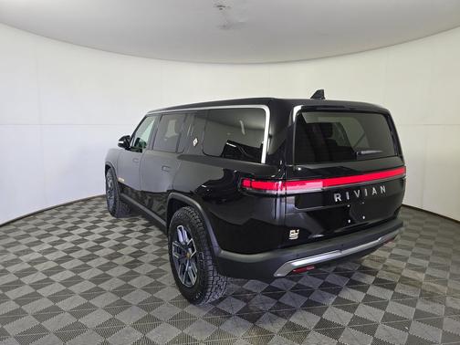 Midnight 2022 Rivian R1S Launch Edition