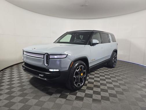 2022 Rivian R1S Launch Edition
