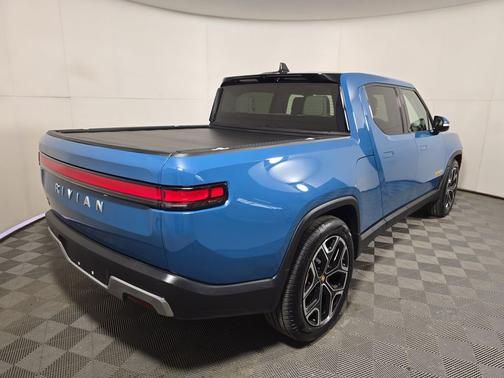 2022 Rivian R1T Adventure