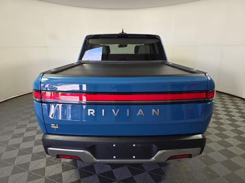 2022 Rivian R1T Adventure