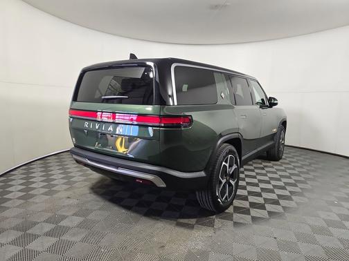 2022 Rivian R1S Launch Edition