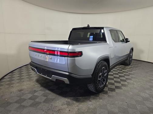 2023 Rivian R1T Adventure Quad Motor Large Pack