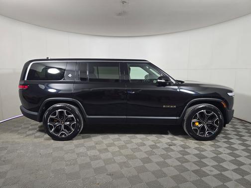 2022 Rivian R1S Launch Edition