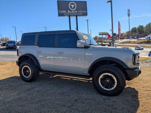 2024 Ford Bronco Outer Banks