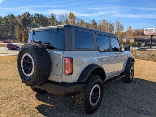 2024 Ford Bronco Outer Banks