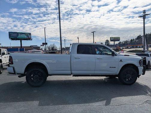 2022 RAM 3500 Limited Crew Cab 4x4 8' Box