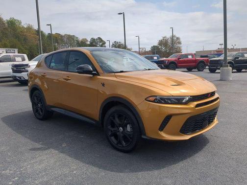 Acapulco Gold 2024 Dodge Hornet R/T Plus EAWD