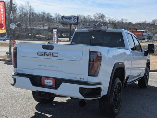 2024 GMC Sierra 2500 AT4