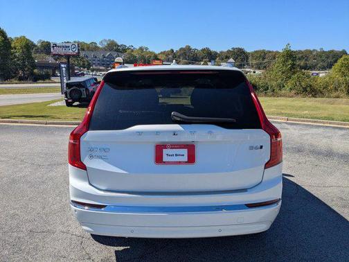 2024 Volvo XC90 B6 Plus Bright Theme 7-Seater