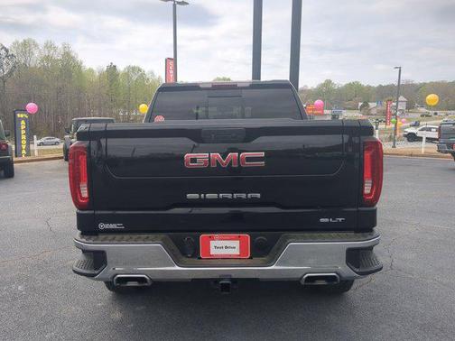 Onyx Black 2021 GMC Sierra 1500 SLT