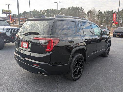 2023 GMC Acadia FWD SLT