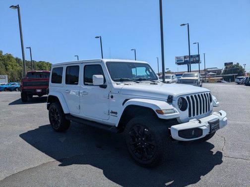 Bright White Clearcoat 2022 Jeep Wrangler Unlimited High Altitude 4x4
