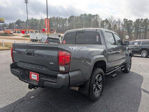 2018 Toyota Tacoma SR