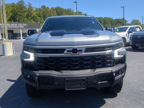 Sterling Gray Metallic 2024 Chevrolet Silverado 1500 ZR2